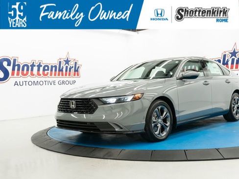 New 2025 Honda Accord EX-L image 1