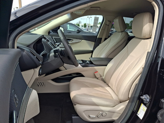 Used 2020 Lincoln Nautilus FWD w/ Equipment Group 101A image 13