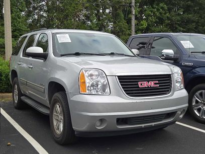 Used 2011 GMC Yukon SLE w/ Convenience Package