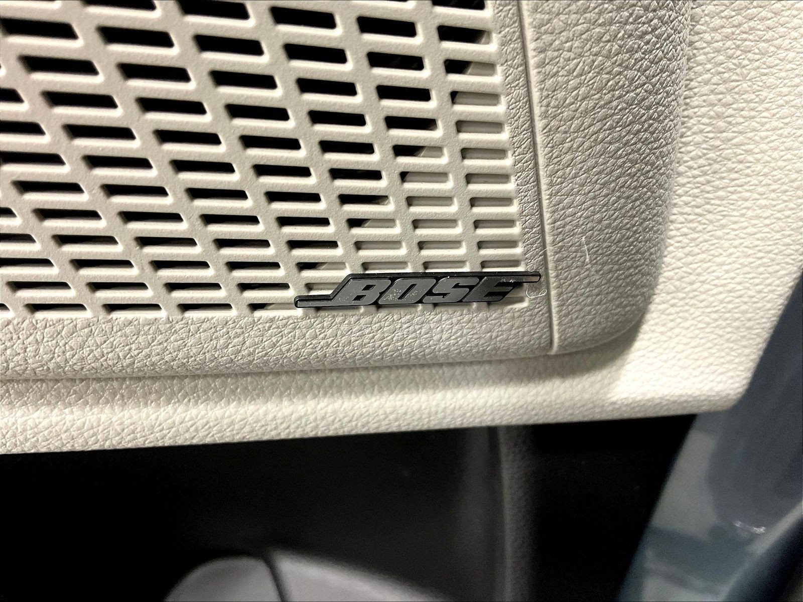 Used 2024 Kia Carnival SX Prestige FWD image 37