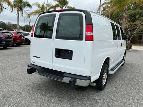 Used 2024 Chevrolet Express 2500 w/ Driver Convenience Package image 8