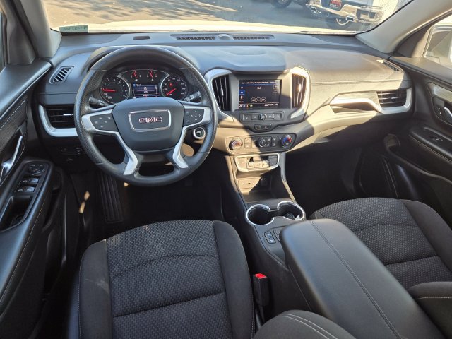 Used 2023 GMC Terrain SLE w/ Driver Convenience Package FWD image 11