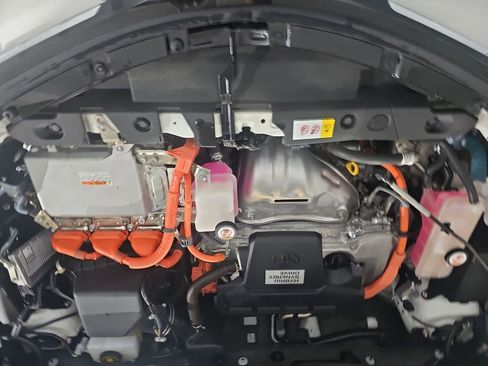 Used 2016 Toyota RAV4 Limited AWD/4WD image 26