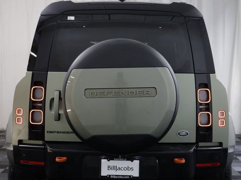 Used 2022 Land Rover Defender 110 X image 17