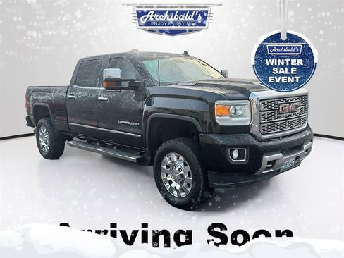 Used 2019 GMC Sierra 2500 Denali w/ Duramax Plus Package image 1