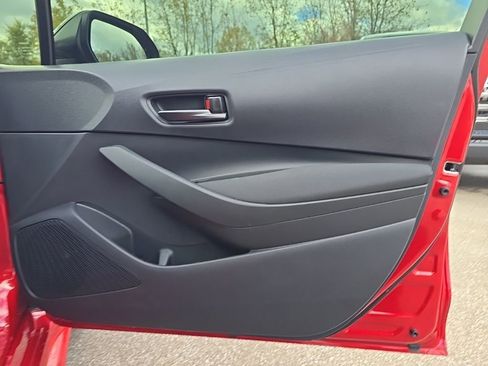 Certified 2025 Toyota Corolla GR image 28