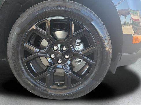 Used 2025 Ford Maverick XLT w/ XLT Luxury Package AWD/4WD image 23