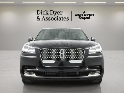 Used 2020 Lincoln Aviator Reserve w/ Equipment Group 202A AWD/4WD image 4