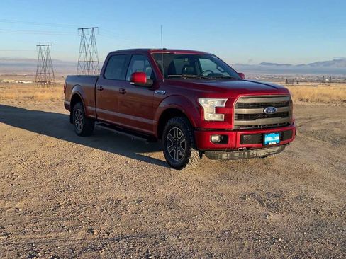 Used 2016 Ford F150 Lariat w/ Equipment Group 502A Luxury image 3