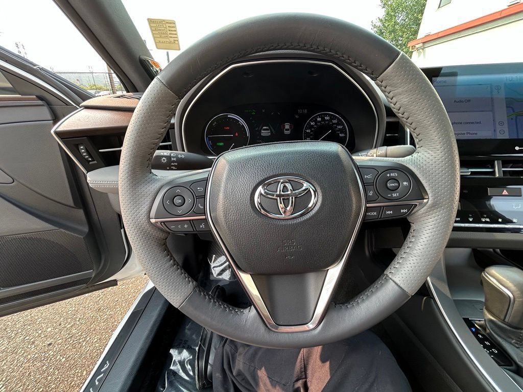 Used 2021 Toyota Avalon Limited w/ Advanced Safety Package FWD image 19