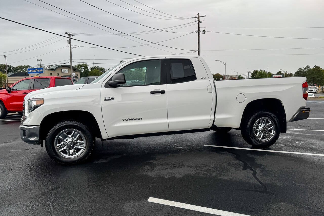 Used 2019 Toyota Tundra SR5 AWD/4WD image 7
