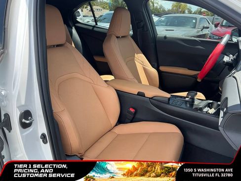 Used 2025 Lexus UX 300h FWD image 17