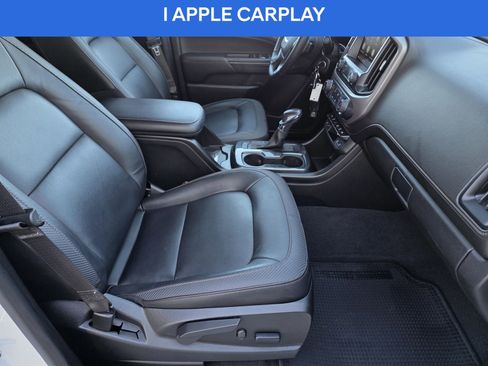 Used 2022 GMC Canyon AT4 image 15