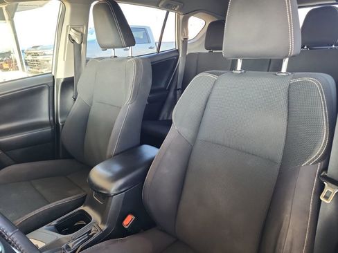Used 2018 Toyota RAV4 XLE w/ Plus Extra Value Package image 15