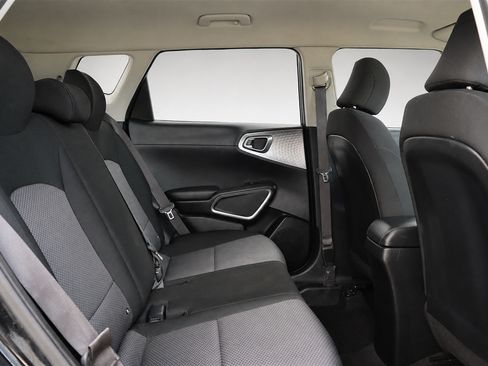 Used 2020 Kia Soul LX FWD image 14