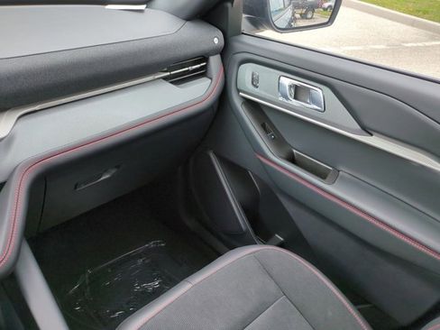 New 2026 Ford Explorer ST RWD image 17