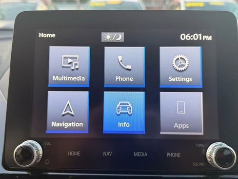 Used 2024 Mitsubishi Eclipse Cross SEL image 22