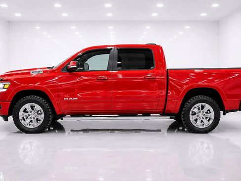 Used 2019 RAM 1500 Big Horn AWD/4WD image 2