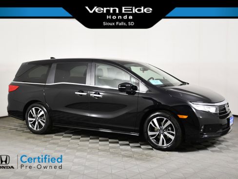 Certified 2023 Honda Odyssey Touring image 1