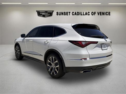 Used 2024 Acura MDX w/ Technology Package AWD/4WD image 5