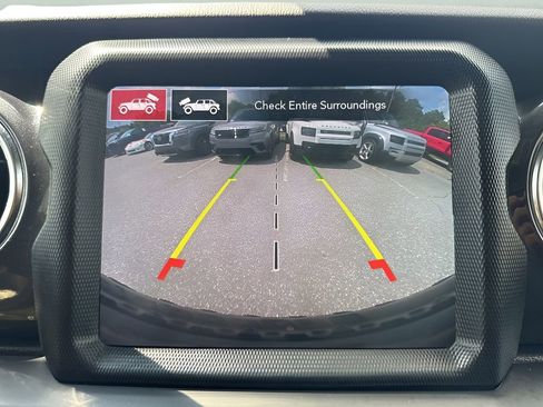 Used 2021 Jeep Wrangler Unlimited Rubicon w/ Dual Top Group image 19