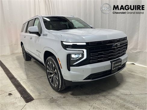 New 2026 Chevrolet Suburban High Country image 29