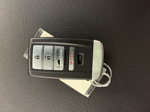 Used 2020 Acura MDX SH-AWD image 35