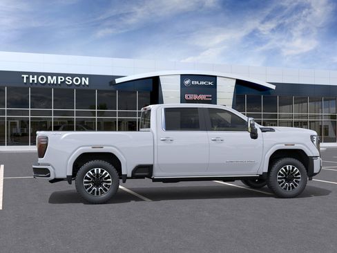 New 2026 GMC Sierra 2500 Denali Ultimate AWD/4WD image 32
