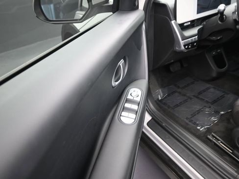 Used 2024 Hyundai Ioniq 5 SEL RWD image 10