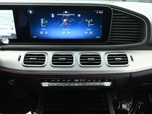 Used 2024 Mercedes-Benz GLE 450e 4MATIC image 30