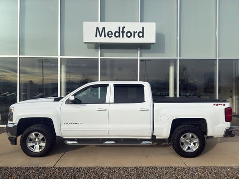 Used 2018 Chevrolet Silverado 1500 LT w/ All Star Edition image 7