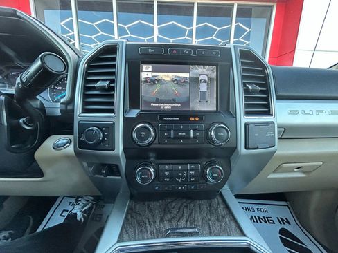 Used 2019 Ford F250 Lariat w/ Lariat Ultimate Package image 13