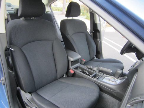 Used 2014 Subaru Impreza 2.0i Premium w/ All-Weather Package w/CVT image 17