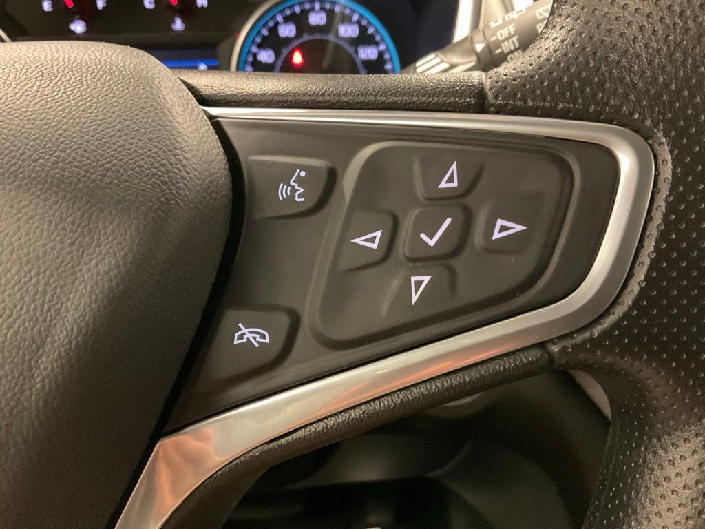 Used 2023 Chevrolet Equinox LT AWD/4WD image 23