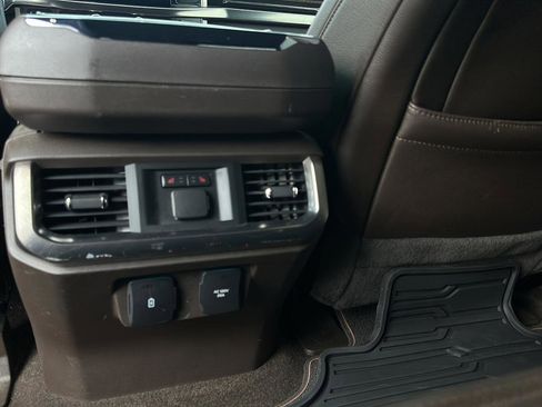 Used 2022 Ford F150 King Ranch w/ Equipment Group 601A High AWD/4WD image 22