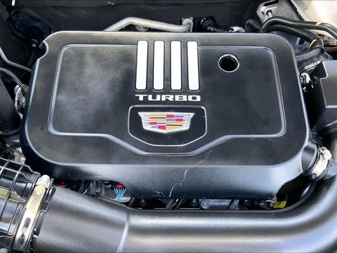 Used 2025 Cadillac XT5 Luxury w/ LPO, Floor Liner Package FWD image 32