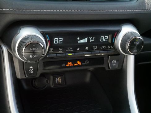 Certified 2025 Toyota RAV4 XLE AWD/4WD image 23