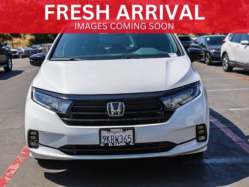 Certified 2024 Honda Odyssey Sport image 1