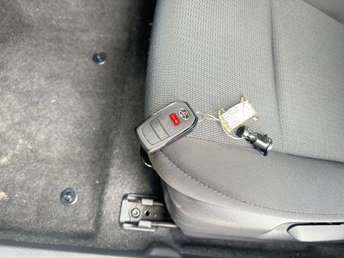 Used 2025 Toyota Prius LE image 23