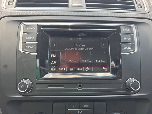 Used 2017 Volkswagen Jetta S FWD image 24