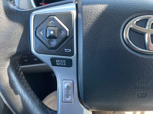 Used 2016 Toyota Sequoia Platinum AWD/4WD image 31