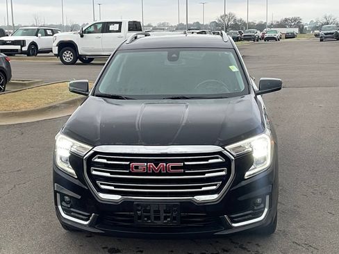 Used 2023 GMC Terrain SLT FWD image 2