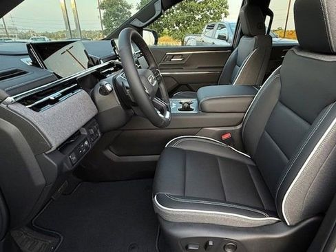 New 2026 GMC Sierra EV Elevation image 14