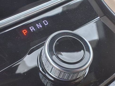 New 2026 Jeep Grand Cherokee Limited RWD image 12