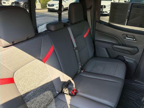 Used 2024 Chevrolet Colorado Z71 w/ LPO, Dark Essentials Package image 26