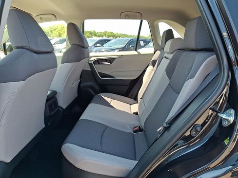 Certified 2022 Toyota RAV4 XLE w/ XLE Grade Weather Package image 11