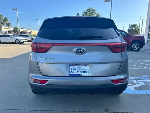 Used 2019 Kia Sportage LX AWD/4WD image 5