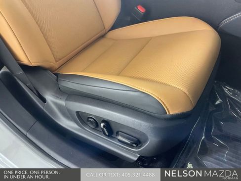 Used 2025 Lexus ES 300h F Sport w/ Accessory Package (Z2) FWD image 28