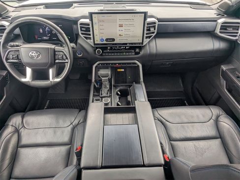 Used 2024 Toyota Sequoia Platinum image 17