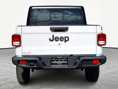 New 2026 Jeep Gladiator Sport image 4